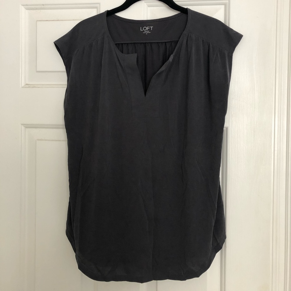 LOFT OUTLET size medium top